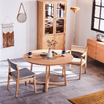 パラディ ダイニングテーブル（Paradis Dining Table）｜無垢材・円形・日本製の画像