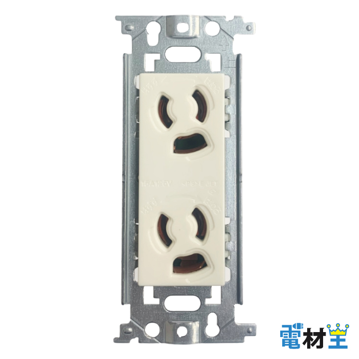 WN1162 埋込抜け止め接地ダブルコンセント Panasonicの画像