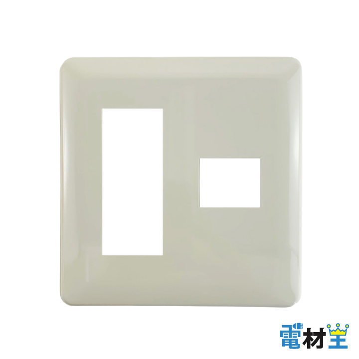 WN6074W モダンプレート 4コ用 3+1コ用  ミルキーホワイト Panasonicの画像