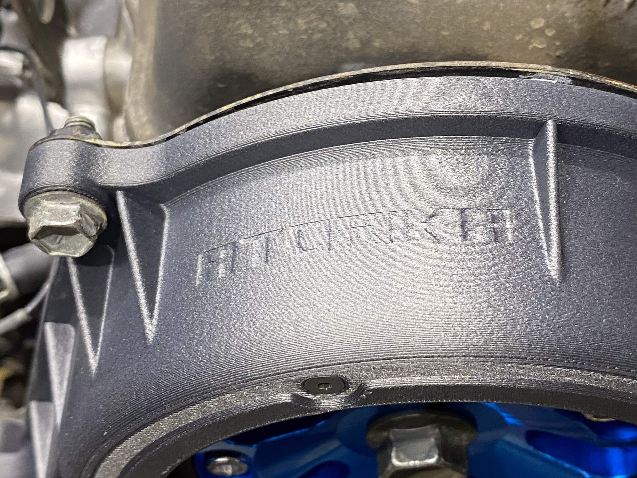 AToRiKAオリジナル タイミングベルトフロントカバー ジムニー JA11 F6A ２型以降 11390-83C00 11380-83C01の画像