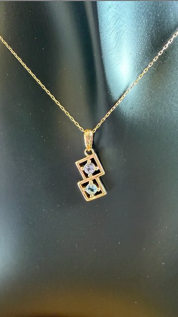 背中合わせの恋（ネックレス）の画像