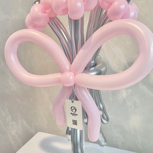 silver×pink balloon bouquetの画像