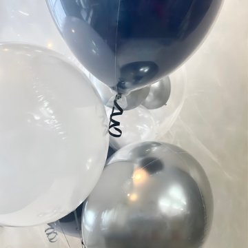 Crystal navyblue stylish balloonの画像