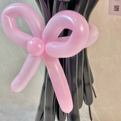 black×pink balloon bouquet(M)の画像