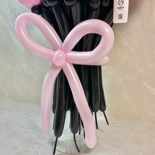 black×pink balloon bouquet(L)の画像