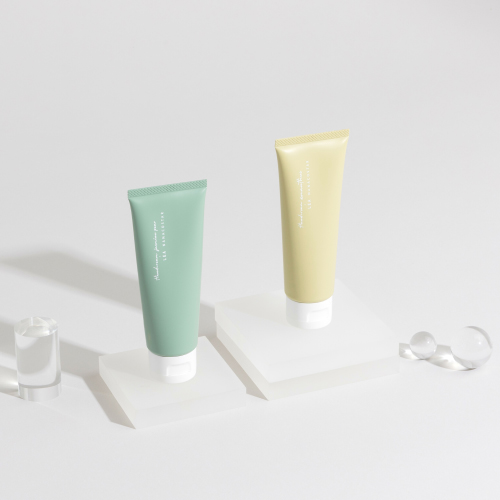 「LEA　ハンドクリーム」75g　【富士吉田天然水配合】天然由来成分配合　香りが心地良く手肌に潤いの画像