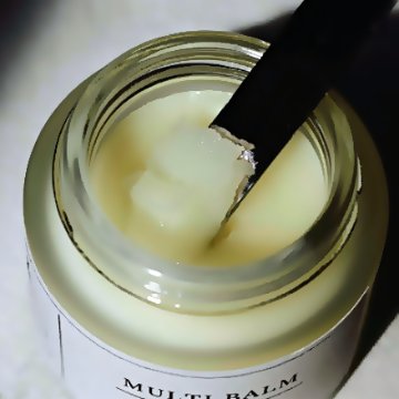 AP.P ( エーピーピー ) マルチバーム 40ｇ 天然由来の厳選成分がダメージから保護し、うるおいをキープ・全身用の画像