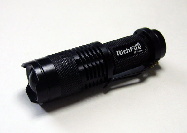 【送料無料】RichFire　フラッシュライト　SF-117A　250ルーメンの画像