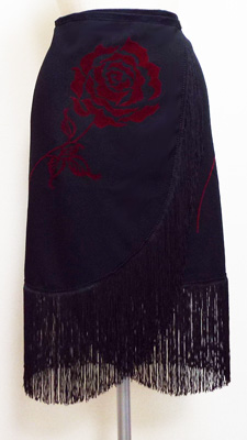 巻きスカート（黒×バラ・フリンジ）画像