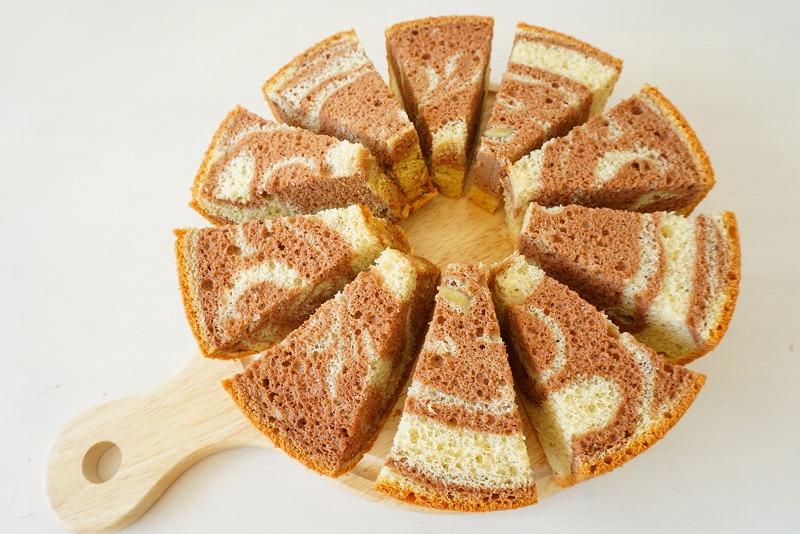 【チョコバナナ】さんかくシフォン12個セットの画像