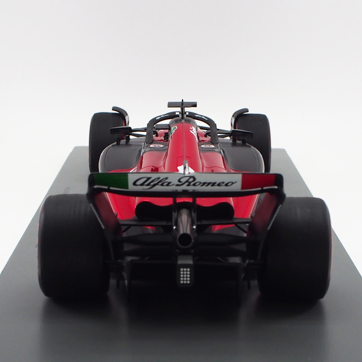 スパーク 1/18 アルファロメオ F1 チーム #77 2023年 オーストラリアGP バルテリ ボッタス画像