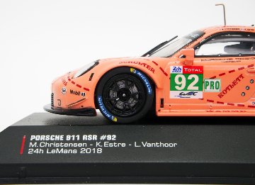 イクソ 1/43 ポルシェ 911 RSR #92 優勝 LMGTE-Pro クラス ピンク ピッグ ル・マン24時間 モデルカー画像
