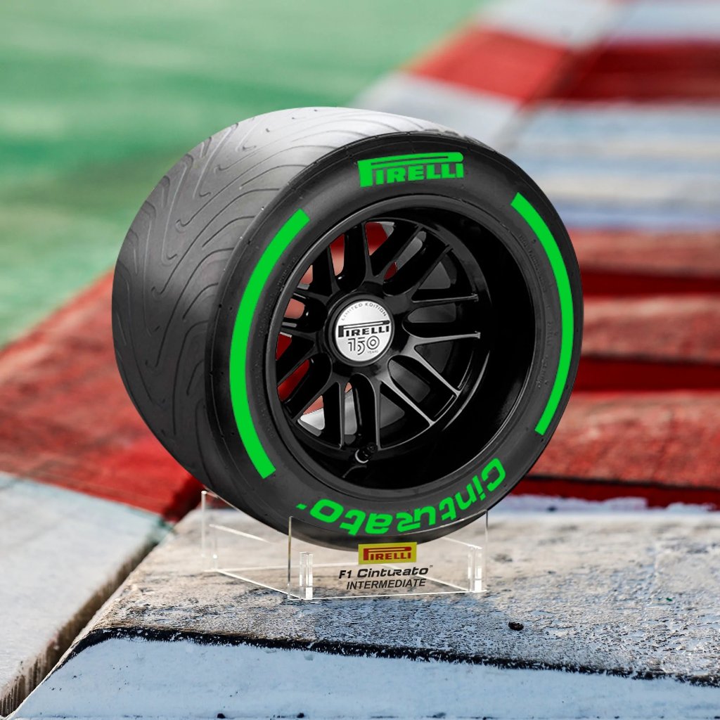 PIRELLI ピレリ グッズ タイヤ キャップ キーホルダー アクセサリー F1 通販 2021
