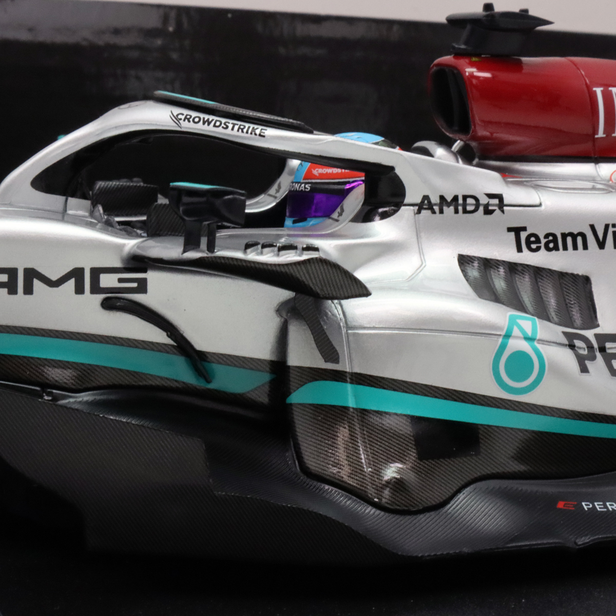 ミニチャンプス 1/18 2022年 メルセデス AMG W13 ジョージ ラッセル ブラジルGP F1初優勝画像