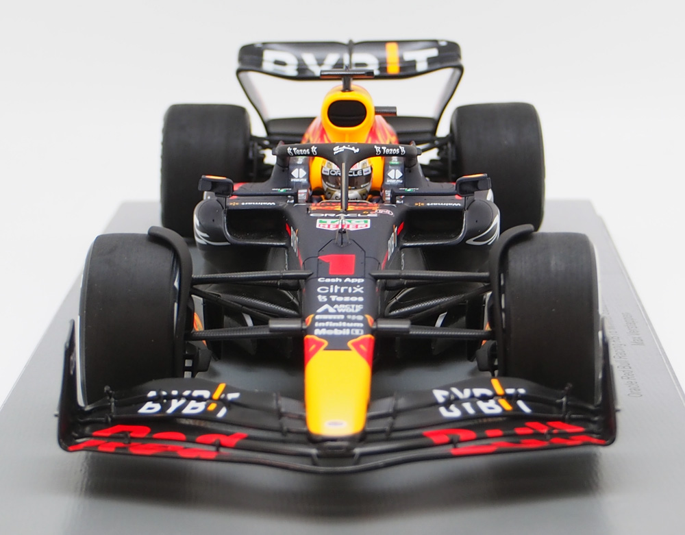 お得通販タオルセット 1/18 Spark レッドブル ホンダ RB16B ありがとう号 ミニカー