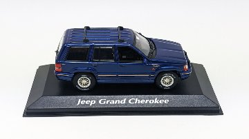 マキシチャンプス 1/43 ジープ グランド チェロキー 1995年 モデルカー / ダーク ブルー メタリック画像