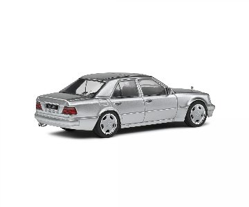 ソリッド 1/43 メルセデス ベンツ E60(W124) AMG モデルカー / シルバー画像