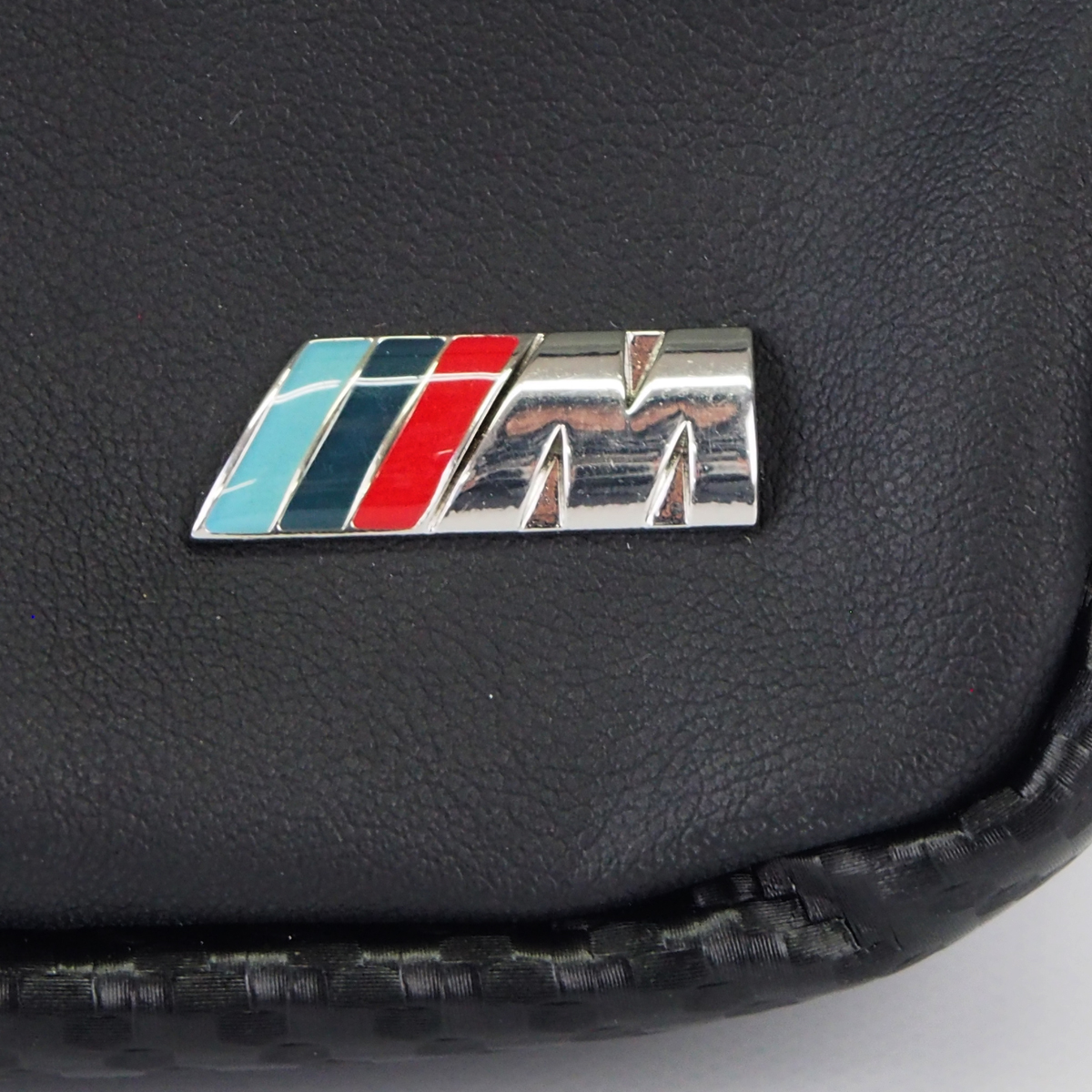 BMW M コレクション レザー タブレット バッグ カーボン レッド ストライプ画像