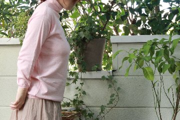 ＊受注生産 ゆったり長袖ハイネックミルクレーズン杢　肌側シルク１００％　外側綿100%の画像