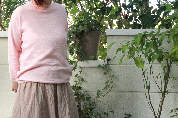 ＊受注生産 ゆったり長袖ハイネックミルクレーズン杢　肌側シルク１００％　外側綿100%の画像