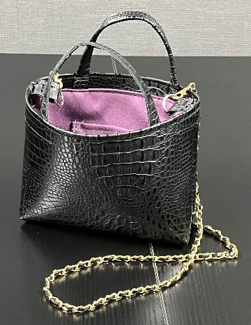 ミニバッグ レディース ショルダーバッグ クロコ型押し 合皮 スマホバッグ チェーンバッグ 2WAY 肩掛けバッグ ブラック ゴールドチェーン ミニショルダー 小さめバッグ お出かけバッグ 上品 パーの画像