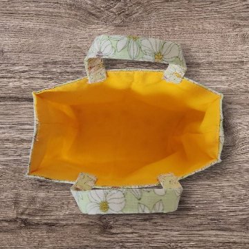 ミニトートバッグ BOX型 緑 花柄 黄色 裏地 ハンドメイド 布バッグ 小さめ トートバッグ マチ付き 手提げバッグ 小物入れ バッグインバッグ 収納 整理 花柄バッグ レディース かわいいの画像