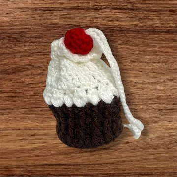 手編み 巾着 3個セット スイーツモチーフ プリン パフェ ゼリー チェリー付き ハンドメイド 小物入れ ミニ巾着 かわいい アクセサリー入れ イヤホン ケース ギフト プレゼント 編み物 レディースの画像