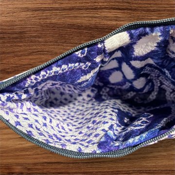 ポーチ 2個セット レディース 化粧ポーチ 小物入れ おしゃれ ポーチセット 柄違い カラフル 和柄 バッグインバッグ コスメポーチ 収納ポーチ 小物収納 ファスナー付き かわいい レディースポーチ の画像
