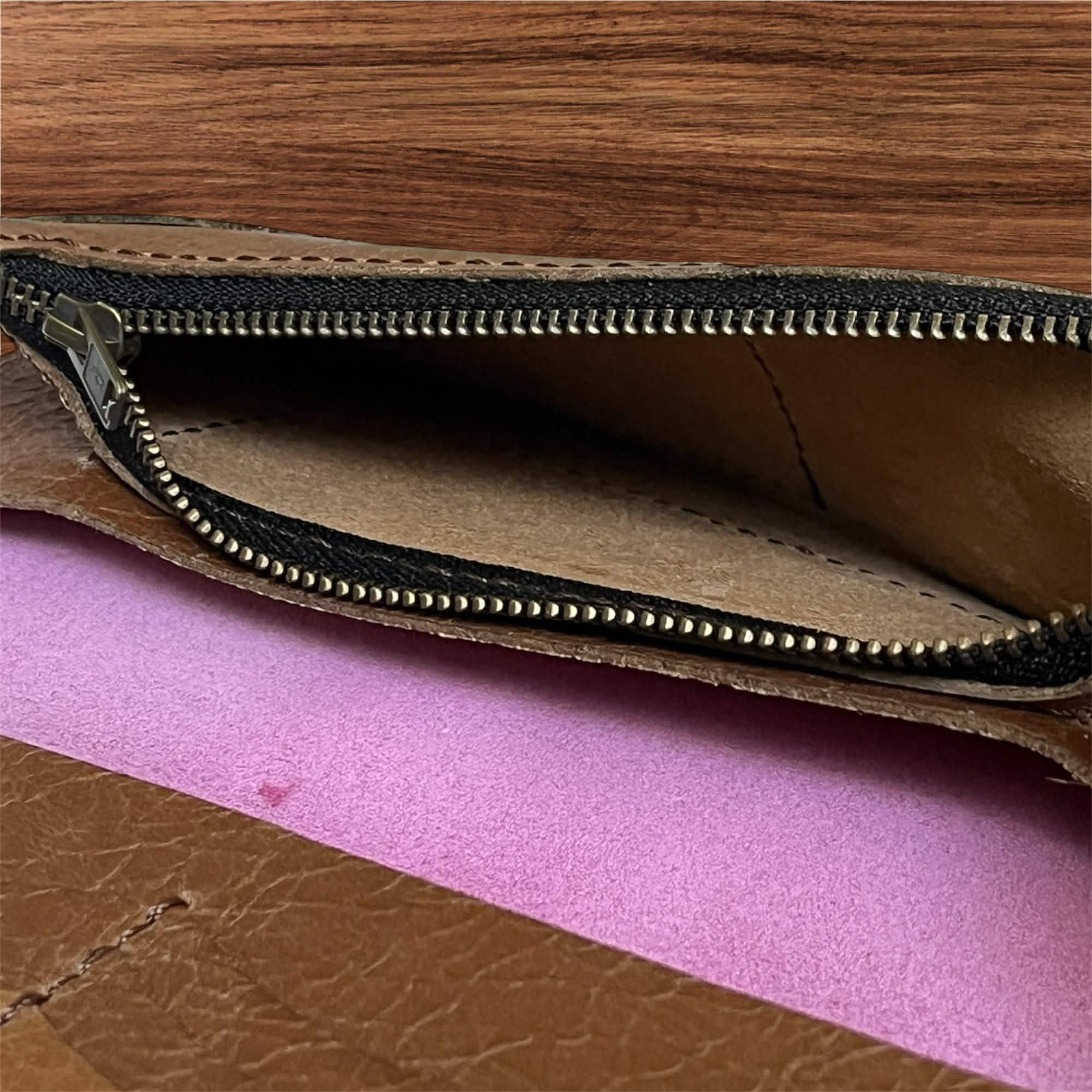 長財布 ハンドメイド レディース 本革 イタリアンレザー ピンク レザーウォレット ロングウォレット カード収納 多い 大容量 財布 おしゃれ 大人かわいい シンプル レザー財布 レディース財布の画像