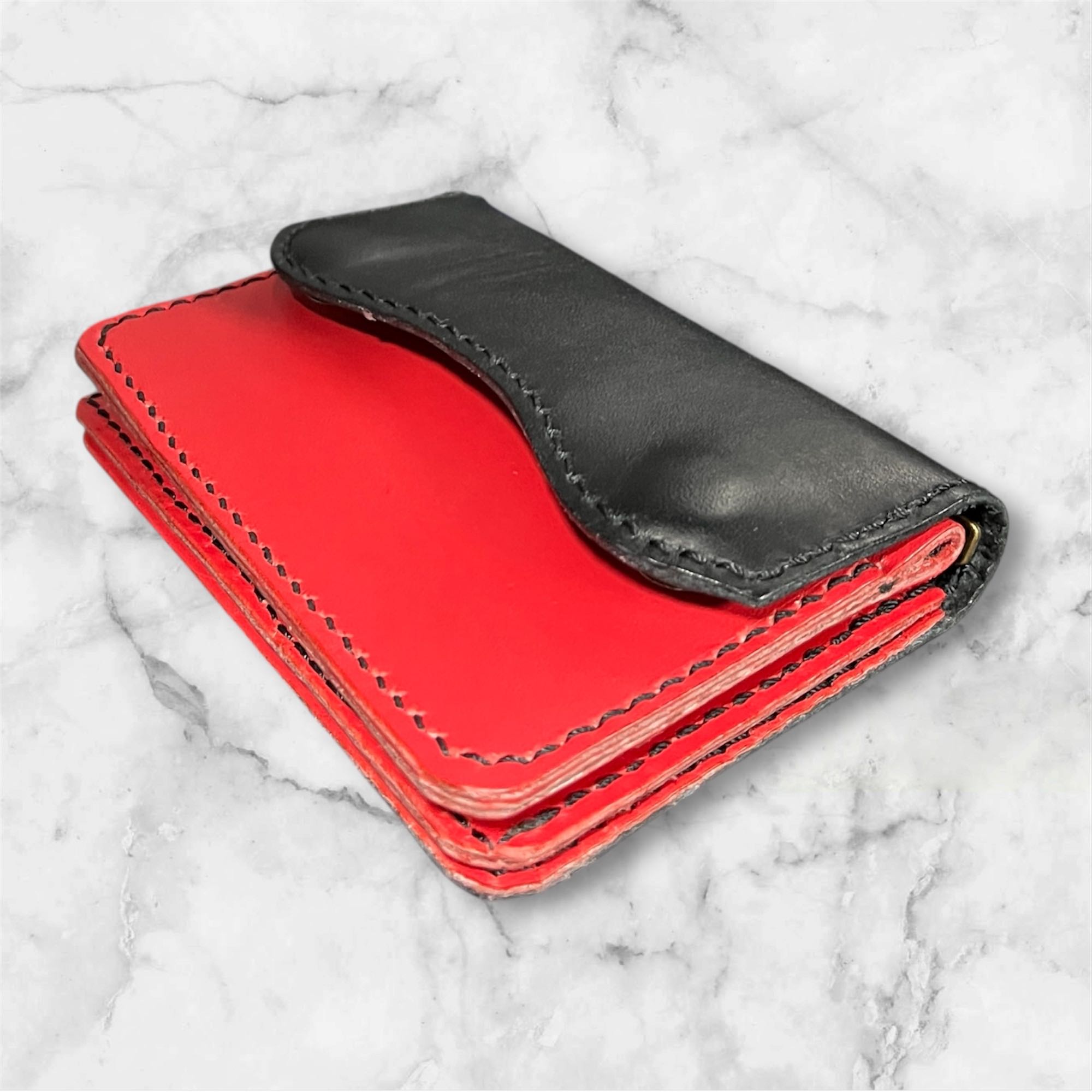 本革 ミニウォレット ハンドメイド メンズ レディース セカンド 経年変化 楽しめる フラップ付 財布 ブラック レッドの画像