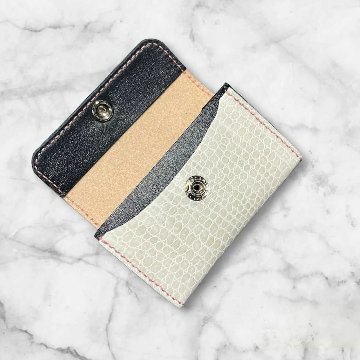 ワニ革調 カードケース 白 ネイビー 姫路レザー カード 収納 ミニウォレット コインケース ハンドメイド L42の画像