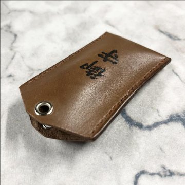 レザー お守りケース（ブラウン　サイズL） ハンドメイドの画像