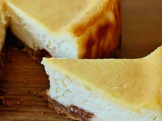 ベイクドチーズケーキの画像