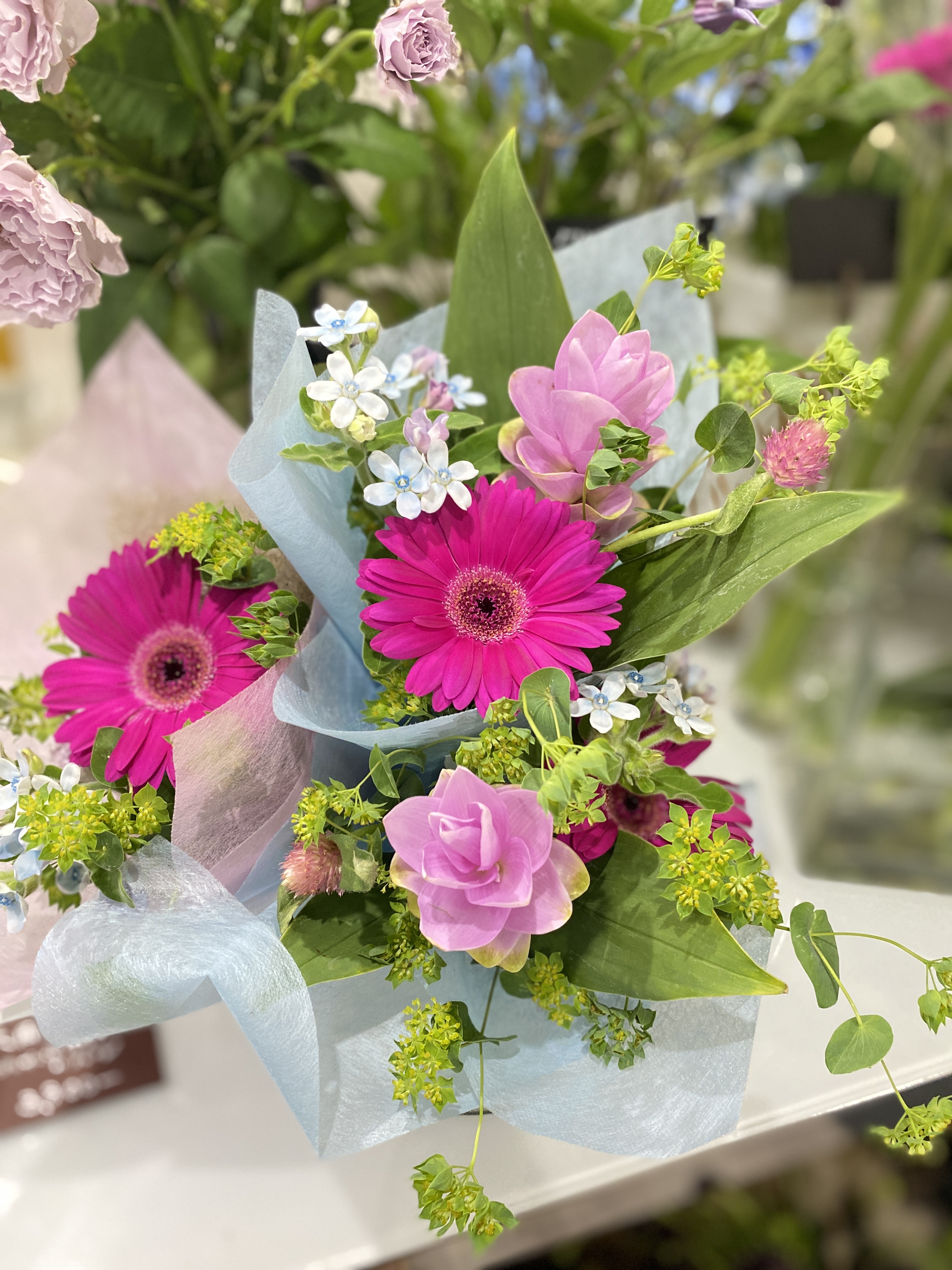 【定期購入】お任せ季節の花束１２回コースの画像