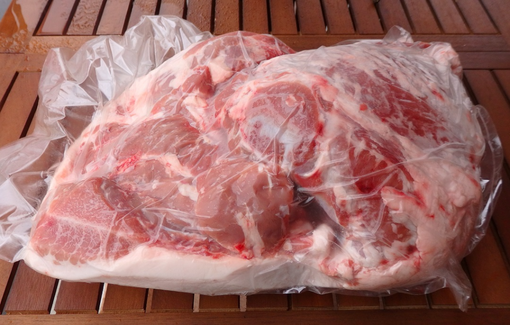 【冷蔵】モモ　カットブロック　1㎏の画像