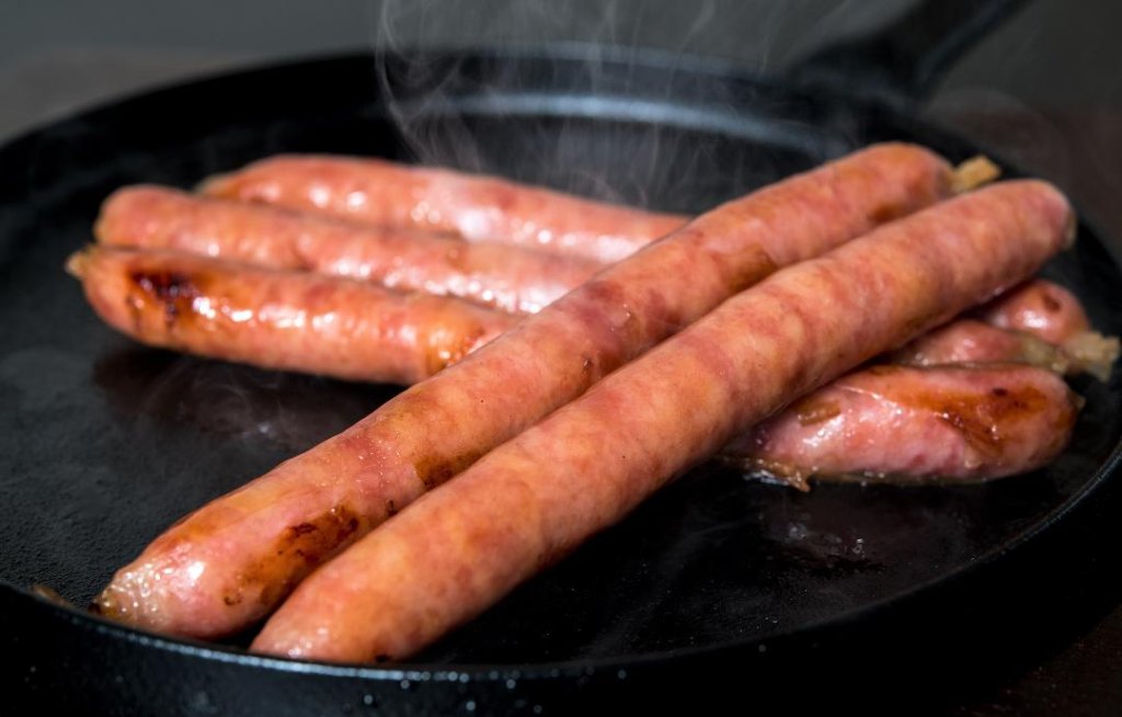 【冷凍】粗挽きソーセージ・プレーン(5本入り)の画像