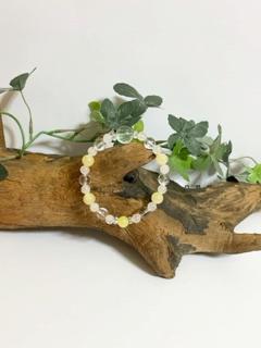 蛍石とローズクォーツとイエロ－ジェイドとアラゴナイトのブレスの画像