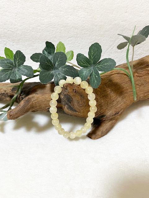 アラゴナイト８ミリシンプルブレスの画像