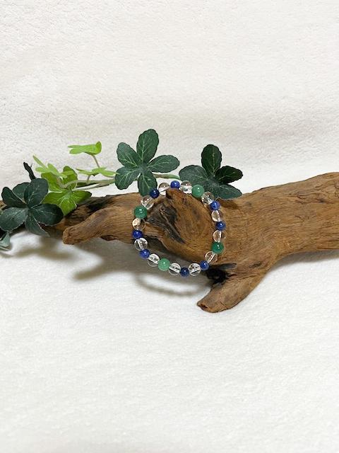 水晶とソーダライトとアベンチュリンのブレスの画像