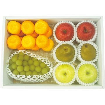 2025年お歳暮特別企画 贅沢な国産フルーツ５種詰合せ【全国送料無料】の画像