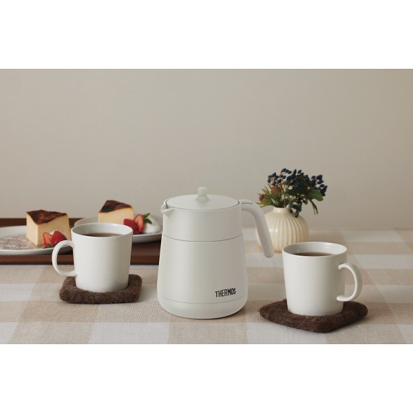 サーモス　ティーポット（７００ｍｌ） ライトグレー TTE-700LGYの画像