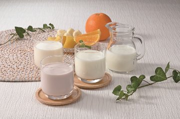 【北海道直送】 牧家 ３種の飲むヨーグルト６本セット 【全国送料込】(沖縄・離島除く)の画像