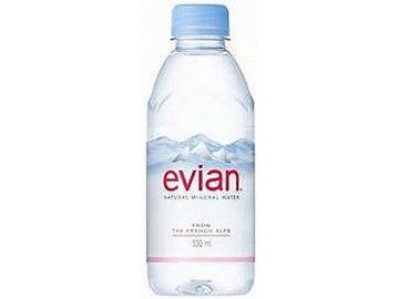 【ケース販売】伊藤園 エビアン Ｐ３３０ｍｌ  ×24 【全国送料無料】(一部地域別途)・まとめ買い・防災備蓄にも最適の画像