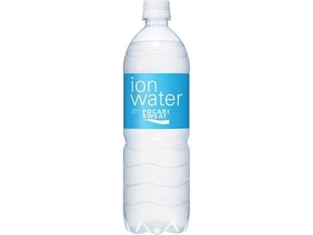 【ケース販売】ポカリスエット イオンウォーターＰ９００ｍｌ ×12 【全国送料無料】(一部地域別途)・まとめ買い・防災備蓄にも最適の画像