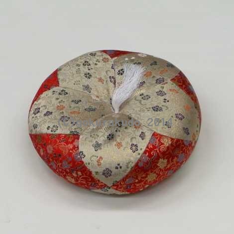 葵丸布団 9号（赤系色）の画像