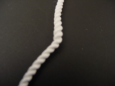 数珠用中糸 先端加工済み 1m（白）3.0号 画像