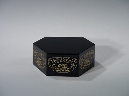 六角仏像台　黒　2号（木質木地）の画像