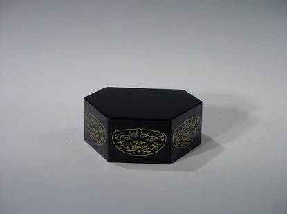 六角仏像台　黒　3号（木質木地）の画像