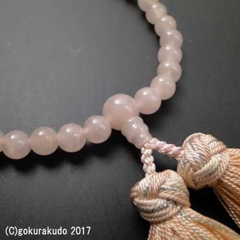 女性用略式数珠 総ローズクオーツ7ｍｍ玉、花かがり房 画像