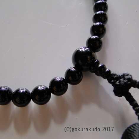 女性用略式数珠 総ブラックオニキス 主玉（おもだま）7ｍｍ玉 黒色利休房 画像